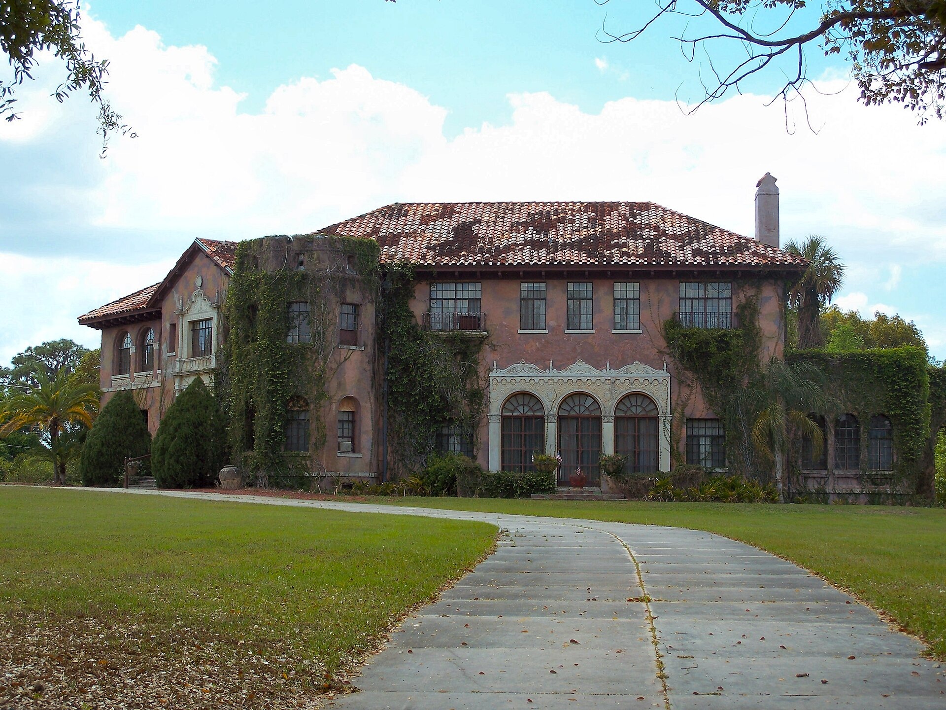 Howey Mansion, Howey-in-the-Hills